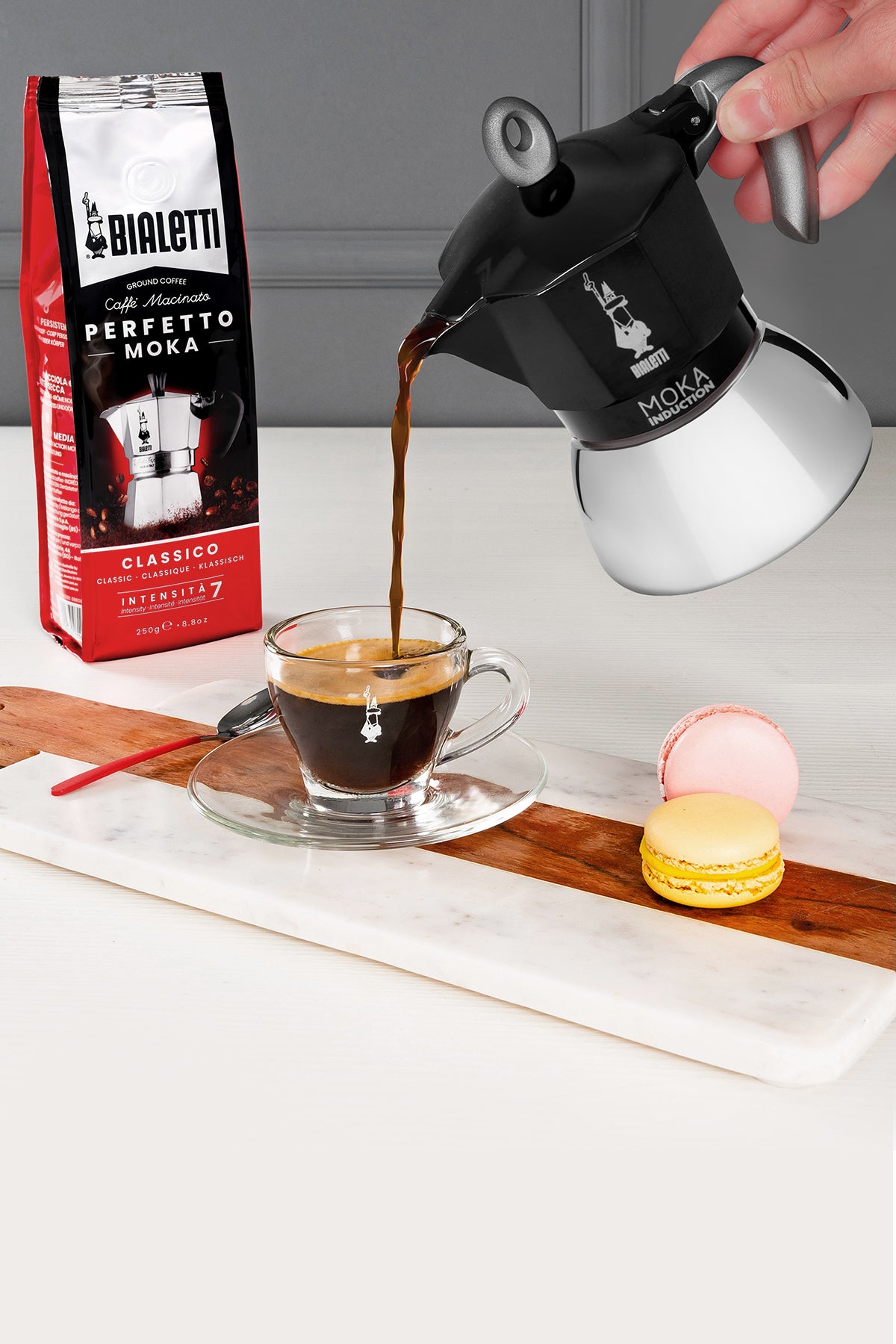 ESPRESSOKEITIN 6 k. Moka Induction Black 6 kuppi
