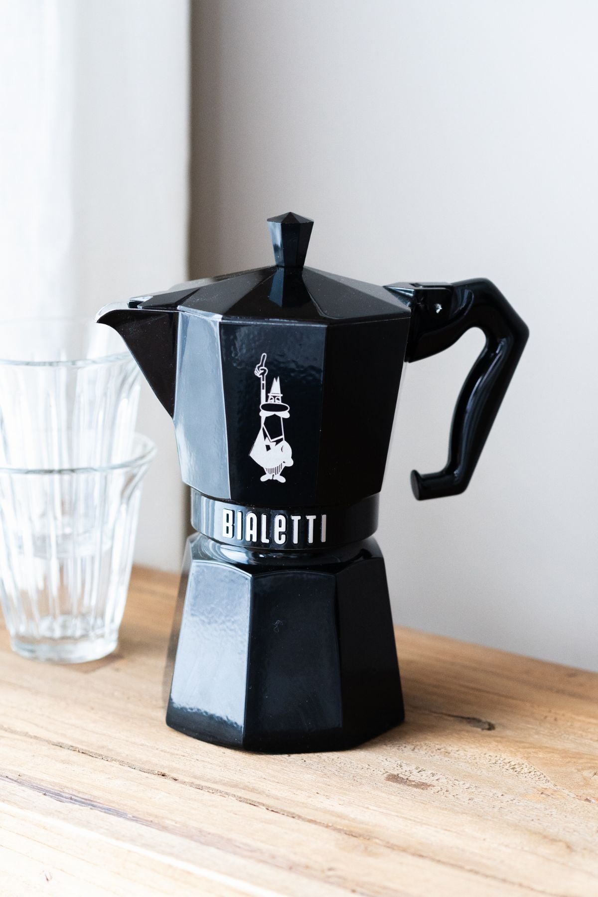 ESPRESSOKEITIN 6 k. Moka Exclusive, musta